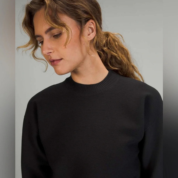 LULULEMON All Around  Sweater - Picture 2 of 8
